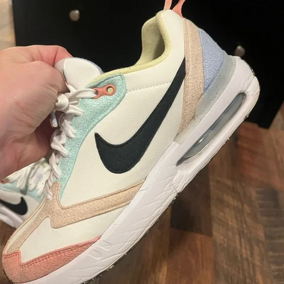 RETRO Pastel Nike Kids Pastel Sneakers - Picture 2 of 9